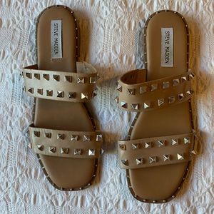 Neutral slide sandals
